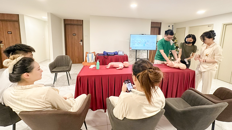 喜悦月子中心CPR急救课程